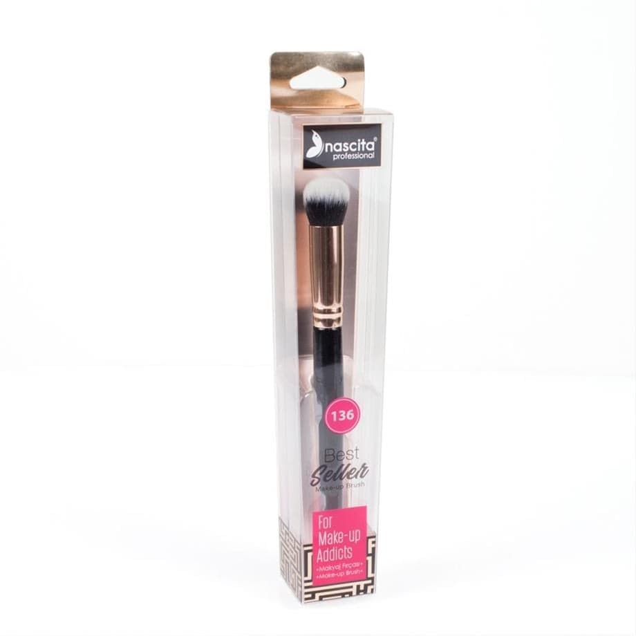 Nascita Oval Concealer Brush 136