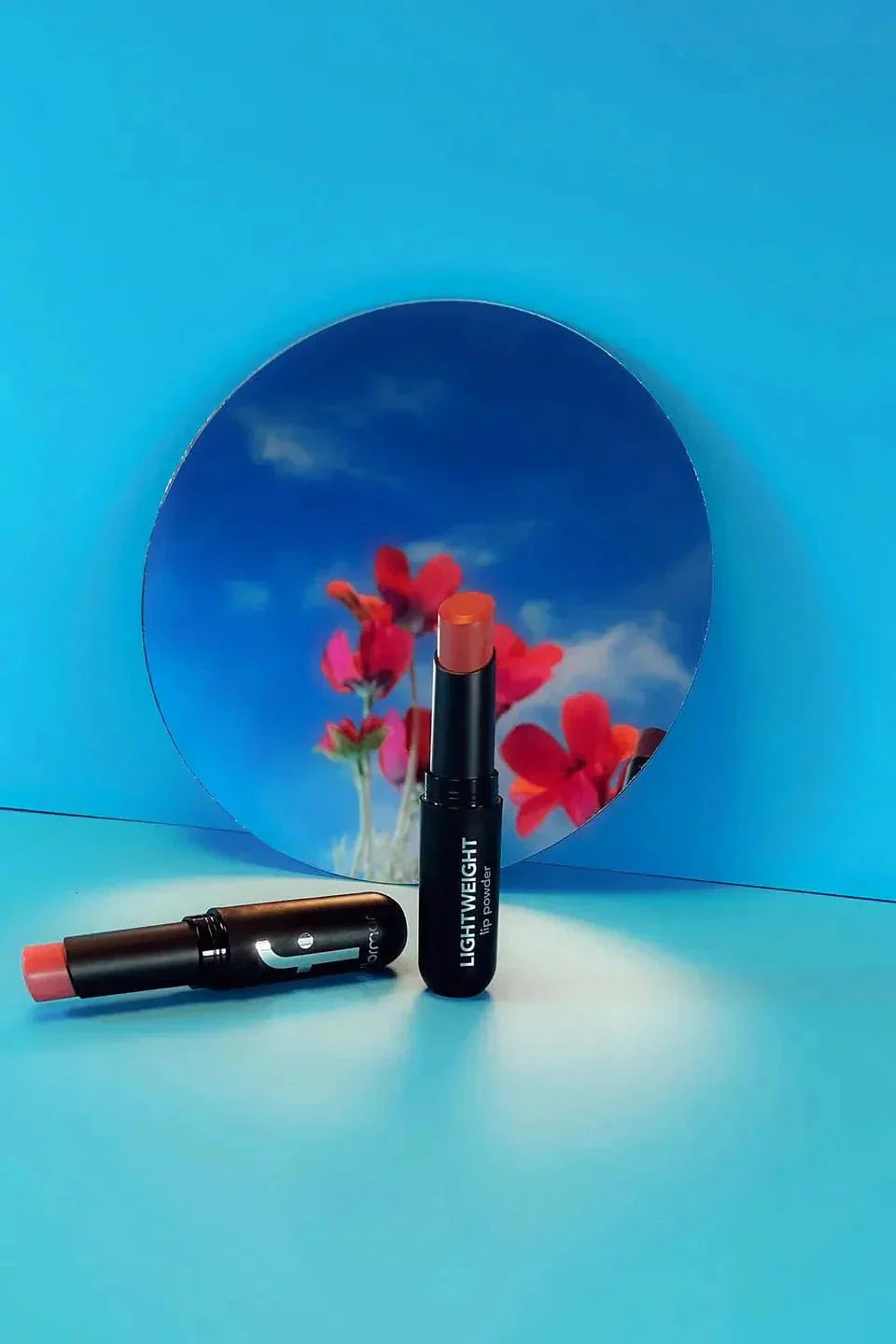 Flormar Lightweight Lip Powder Highly Pigmented &amp; Ultra Light Lipstick with Matte Finish 3g - 004 Super Woman