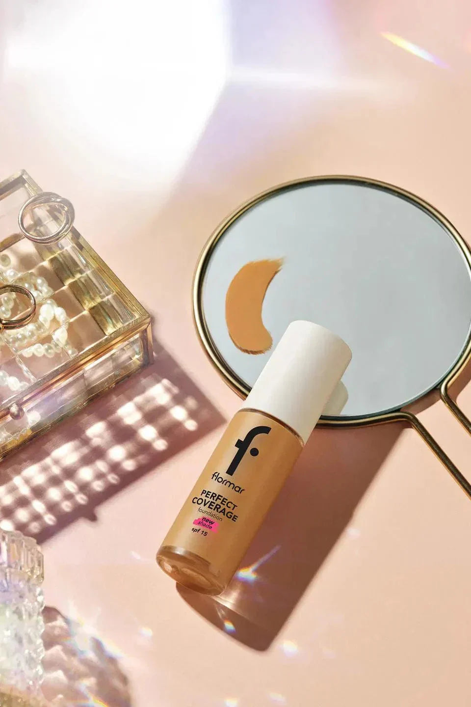 Flormar Perfect Coverage Highly Pigmented &amp; Semi-gloss Finish SPF15 Foundation 30ml - 136 Chesnut